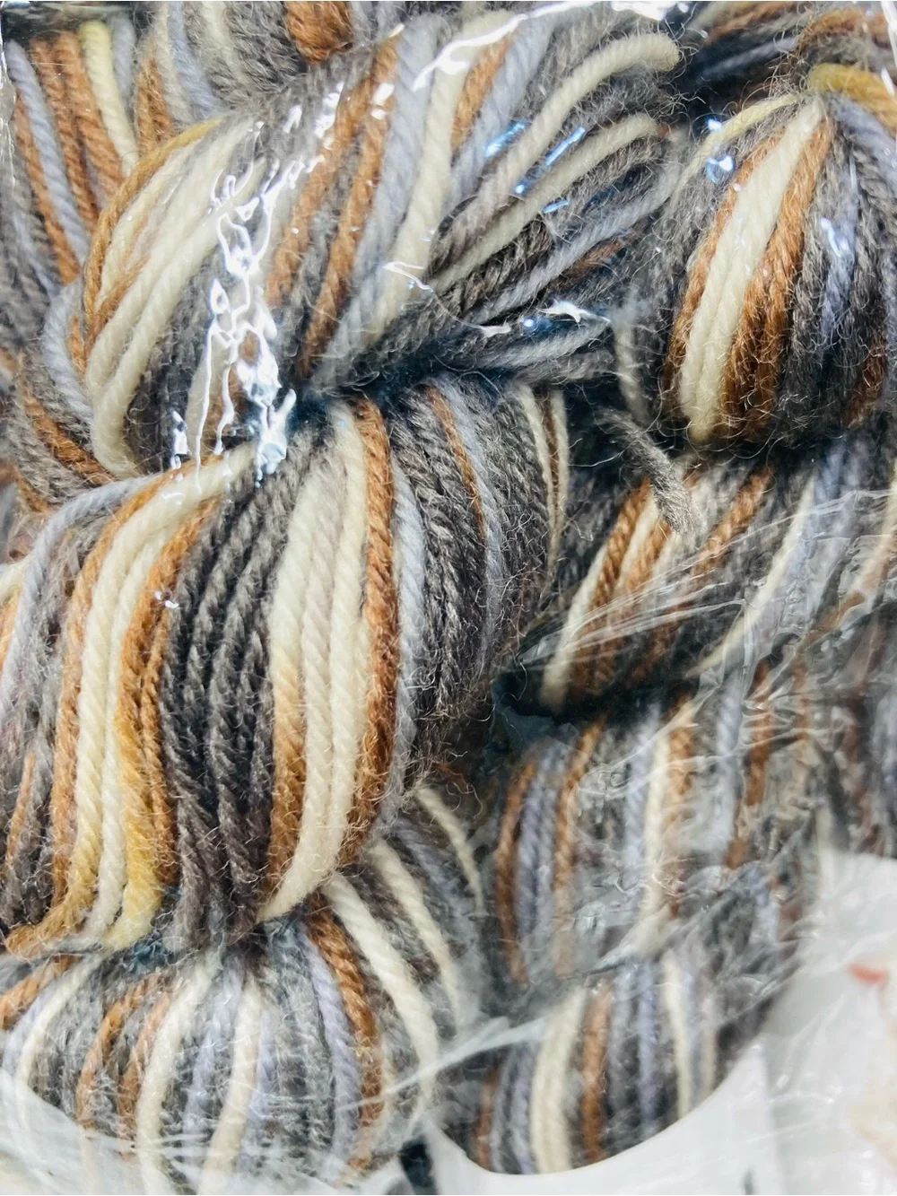 10 NEW Fancy Wool Yarn 490+g 85% Australian Wool 10% Camel 5% Anti-Pilling Fiber